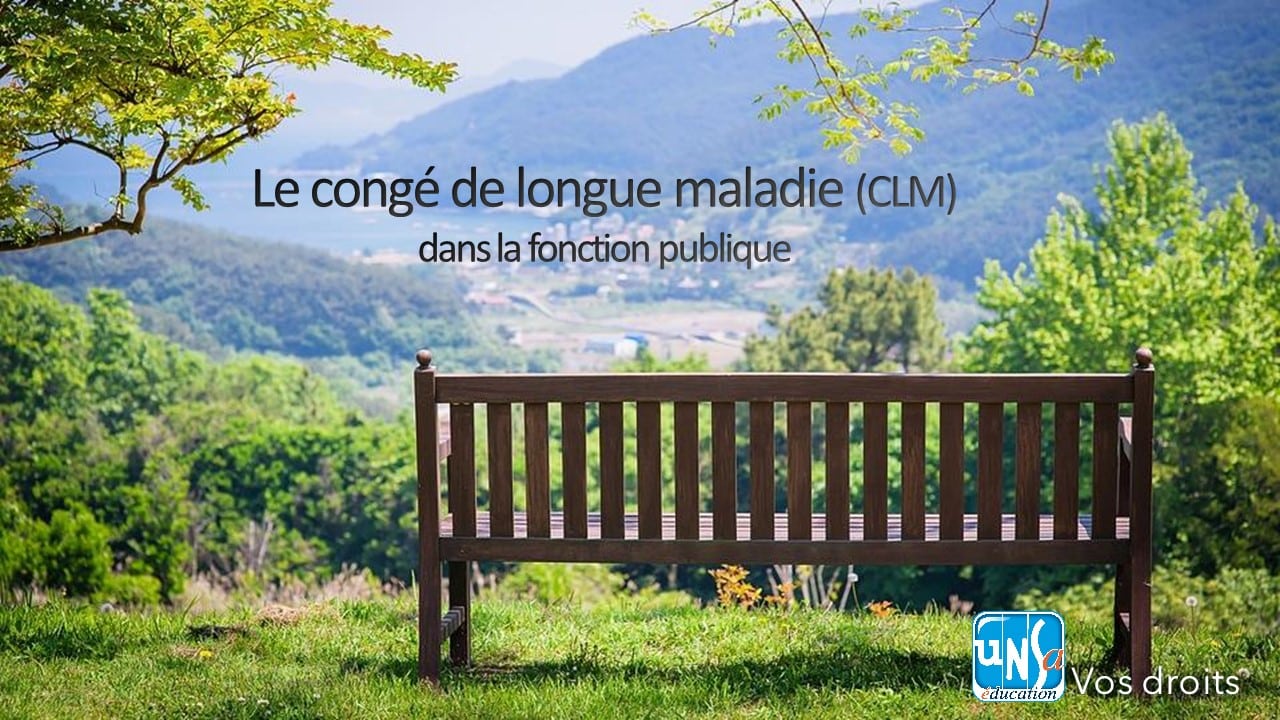 Dossier médical et ordonnance sur un bureau, illustration de la prise en charge d'une longue maladie